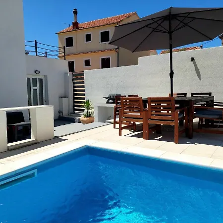 House Kala N29 Дом отдыха Езера