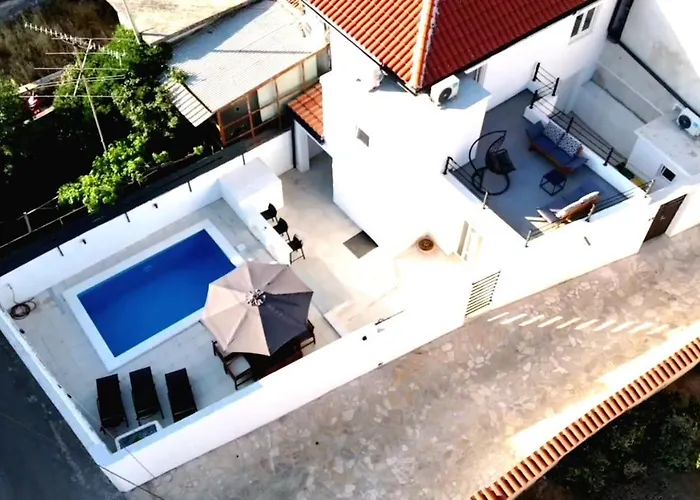 House Kala N29 Hébergement de vacances Jezera