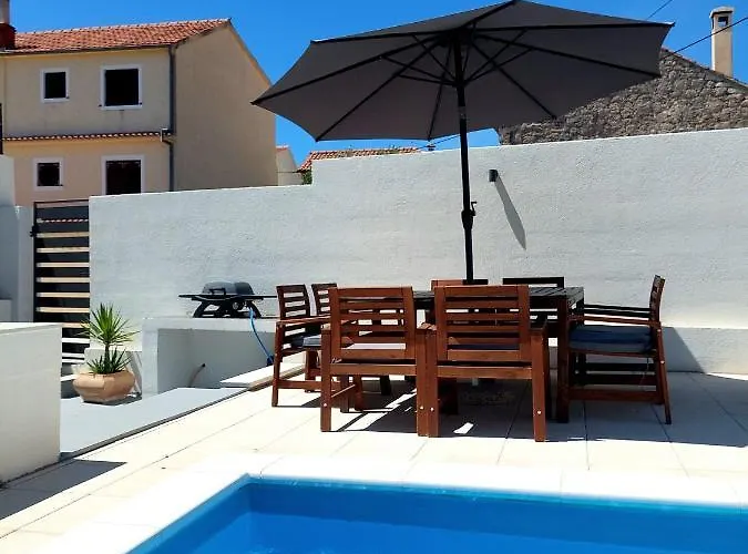 House Kala N29 Hébergement de vacances *